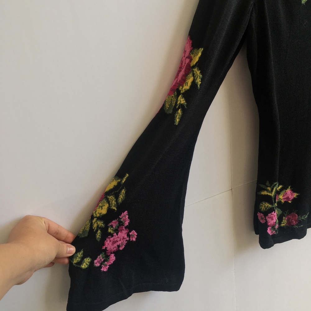 INC  Dramatic Sleeves Black V-Neck Sweater Pink Rose Embroidery - Picture 2 of 13